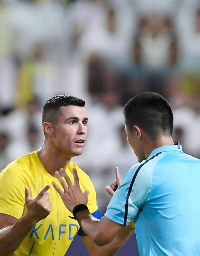 九游娱乐APP入口-【早报】B席续约！曼城王朝续杯！