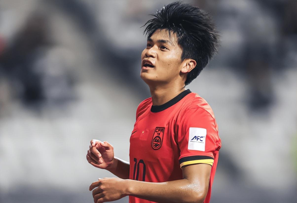 九游娱乐中国官网-一场0·0验出U23国足两大水货 表现平庸难堪大用 打乌兹别克不能用