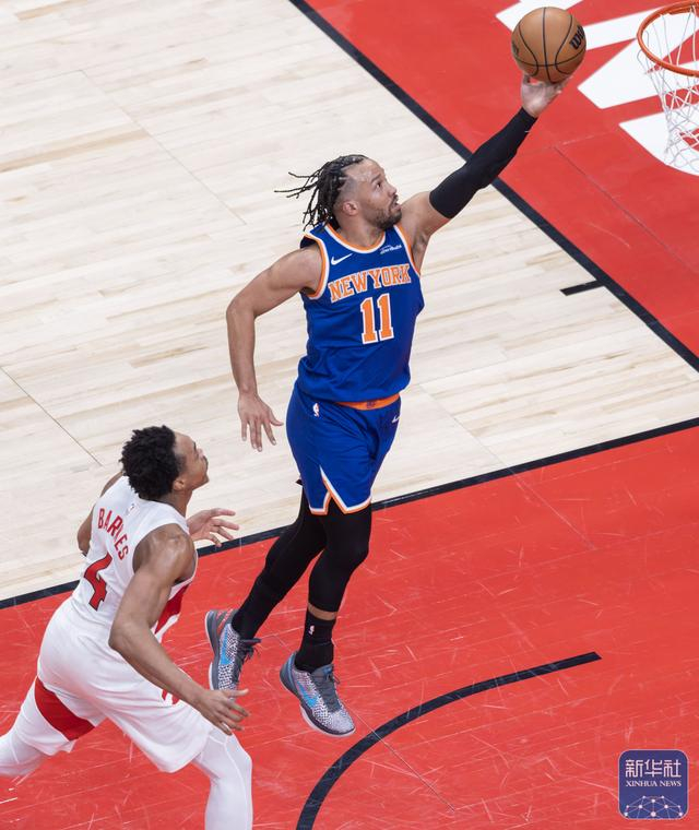 九游娱乐APP入口-篮球 | NBA常规赛：猛龙不敌尼克斯|英格拉姆|篮板球|罗宾逊|布兰登-英格拉姆|迈尔斯·布里奇斯_新浪体育_新浪新闻